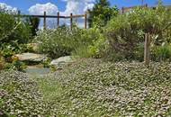 *neuwertiger* BUNGALOW mit einzigartiger Steingartengestaltung und Naturteich in Ruhelage