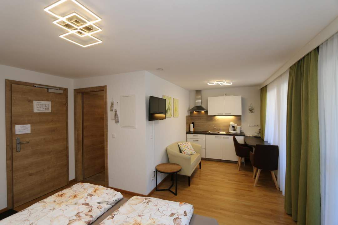 Anlagewohnung, "Airbnb", "Booking", Garconniere