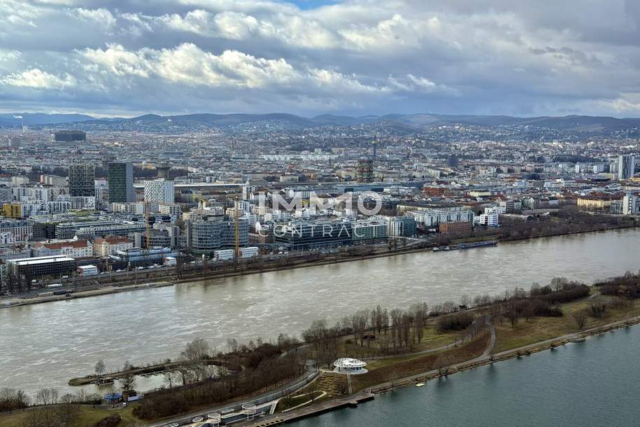 Sonnenuntergang und Stephansdom Blick: 48. Etage DC2 Tower - Erstbezug, Wohnung-miete, 1.100,00,€, 1220 Wien 22., Donaustadt