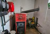 Großzügige Flächen eines Wirtschaftstrakts mit guter Verkehrsanbindung