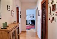 GERÄUMIGE, SEHR GEPFLEGTE WOHNUNG MIT GRÜNBLICK; INKLUSIVE WOHNRECHT