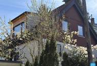 Erstbezug: Dachgeschoss in Villa