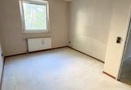 Großzügiges, renovierungswürdiges 4-Zimmer Eigentums-Juwel im Zentrum mit Aussichts-Loggia