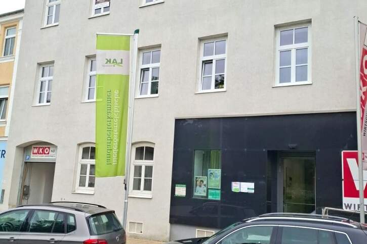 Büroräumlichkeiten - Praxis - Ordination - Therapieräumlichkeiten, Gewerbeobjekt-miete, 1.088,90,€, 2020 Hollabrunn