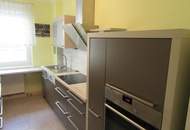 TOP LAGE - NEU RENOVIERTES 4 ZIMMER APARTMENT MIT LOGGIA
