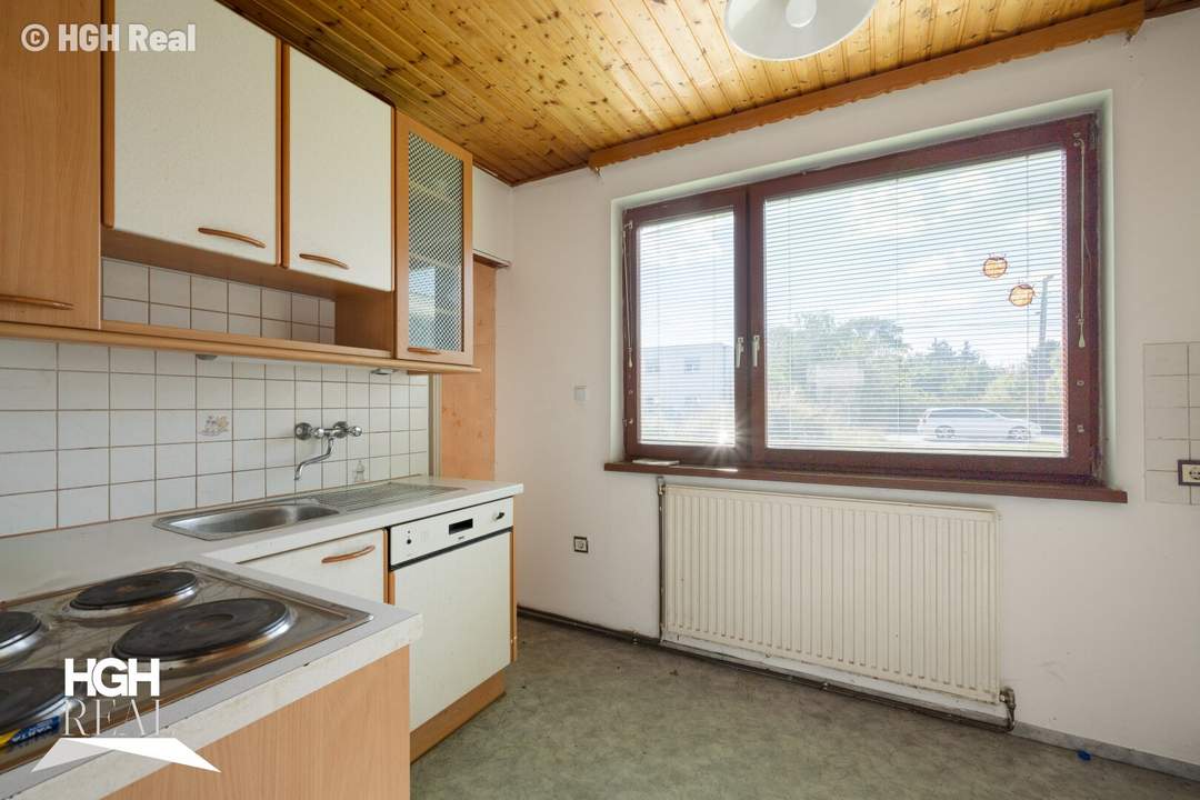 2231 Strasshof Charmanter Bungalow mit Garten und viel Potenzial nahe Bahnhof