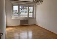 3 ZIMMER + Parkplatz im ZENTRUM!!!