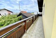 Sehr gepflegtes Ein- bis Zweifamilienhaus mit großem Garten und Doppelgarage!