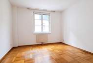Wohnen mit Wiener Charme – gemütliche 2-Zimmer-Wohnung im Roten Hof, Garagenbox verfügbar