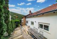 Luxuriöse Villa im Wienerwald – Beheizter Salzwasserpool, Gartenparadies & Premium-Parkmöglichkeiten