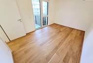 Hofseitige Traumwohnung mit Grünblick! Ideal zur Vermietung + Absolute Ruhelage + Nachhaltigkeit + Photovoltaik + Wärmepumpe! Balkon + Energieeffizienz + Perfekte Anbindung und Nahversorgung! Jetzt zugfreifen!