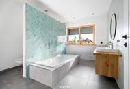 Vielseitige Liegenschaft mit zwei Wohnhäusern, Wirtschaftsgebäuden, Nutzflächen und Wald