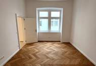 Topsanierte Altbauwohnung im Innenhof 1. Stock - Erstbezug - nur ca. 3 Gehminuten zur U3 Station Kardinal-Nagl-Platz