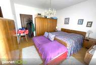 Charmantes Haus mit blühendem Garten in Top Lage