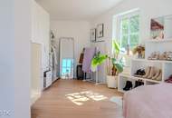 Großzügiges Wohnhaus mit Pool