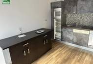 INVESTMENT-WOHNUNGSPAKET ZUM ATTRAKTIVEN PREIS! 2 WOHNUNGEN + 2 PKW Stellplätze in gebrauchtem Neubauhaus!
