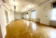 Repräsentative Bürofläche mit Balkon im historischen Palais Fanto zu mieten
