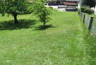 Bauland-Grundstück in bester Lage mit Altbestand