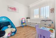 Großzügig. Modern. Vielseitig. - Modernes Familienhaus mit separater Wohneinheit