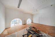Geräumiges 5-Zimmer Altbau Büro in Toplage
