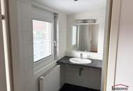 HOFSEITIG - Schöne 4-Zimmerdachgeschosswohnung mit Terrasse und Klimaanlage!