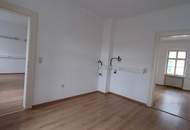 3 Bürohäuser, 38 Parkplätze in Toplage, hochfrequentiert, beste Infrastruktur