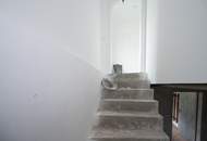 Innen sanierter, unterkellerter Bungalow mit 5 Zimmern und 1531 m² Grundstück in zentraler Lage!
