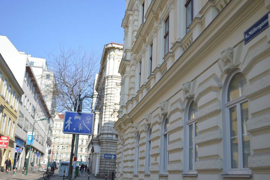 Schöne 4 Zimmer Wohnung mit Terrasse. Nähe Mariahilfer Straße, Wohnung-miete, 2.800,00,€, 1060 Wien 6., Mariahilf