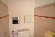 HERRLICHER FERNBLICK vom 7. STOCK! Wohnung mit LOGGIA zu SANIEREN!