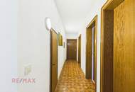 Wohnqualität und Raumvielfalt – gepflegtes Zweifamilienhaus mit Gartenidylle