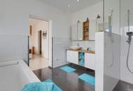 Hochwertiger Bungalow mit Doppelgarage und Natur-Swimmingpool!