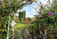 Entzückendes Einfamilienhaus mit Gartenoase in sonniger Lage