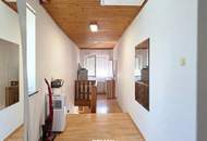 Einfamilienhaus mit Garten, Garage und Balkon