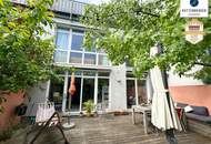Nähe Zentrum: Doppelhaus mit idyllischer Gartenterrasse