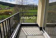 Familienfreundliche 4-Zimmer-Wohnung mit Schwimmteich in ruhiger Grünlage - förderbar