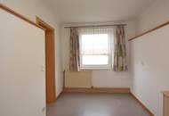 Besichtigungstag, 7. November, nur mit Voranmeldung möglich - Geräumiges Haus mit Garten und Pool