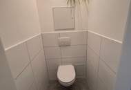Top sanierte Dachgeschosswohnung in 1180 Wien – ideal für Singles & Paare