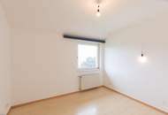 Lichtdurchflutete 3-Zimmer-Wohnung: Balkon, Blick ins Grüne & ruhige Lage