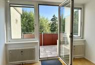 Unter € 400.000,-! 5-Zimmer-Wohnung und Garage, frisch renoviert, U-Bahn-Nähe