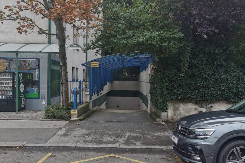 idealer Garagenplatz in Alt Hietzing sucht einen passenden Mieter, Kleinobjekte-miete, 165,00,€, 1130 Wien 13., Hietzing