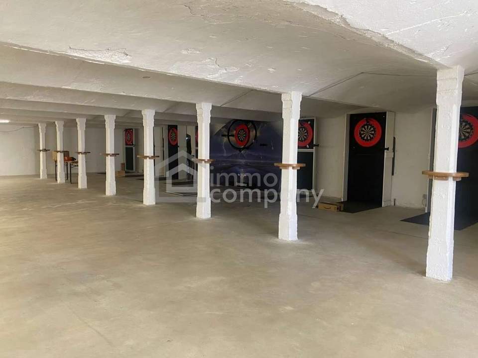 Lager- / Gewerbefläche mit 235 m² in Hallwang zu vermieten – vielseitig nutzbar