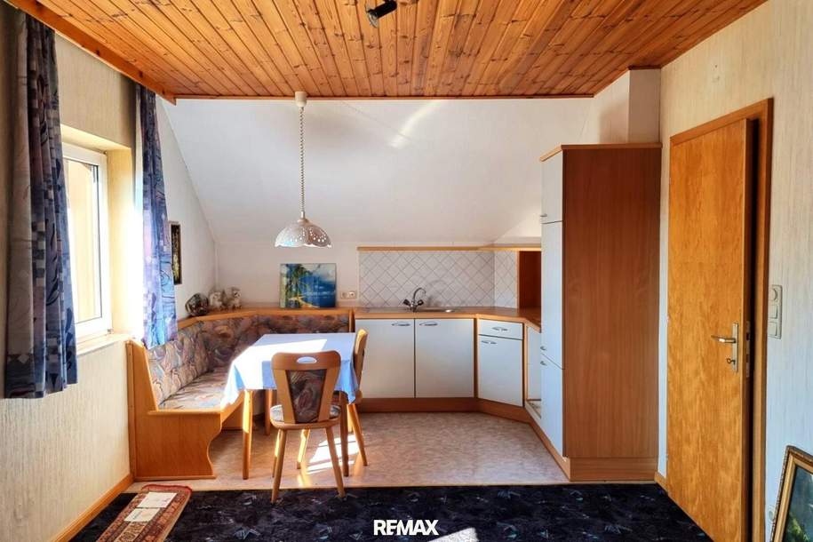 Sonnige 3 Zimmer Dachgeschosswohnung direkt im Ortszentrum, Wohnung-kauf, 100.000,€, 4180 Urfahr-Umgebung