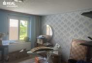 sREAL- LANDLEBEN MIT CHARAKTER - Historisches Bauernhaus mit Scheune, Backstube, Pool und 1.296 m² Grund