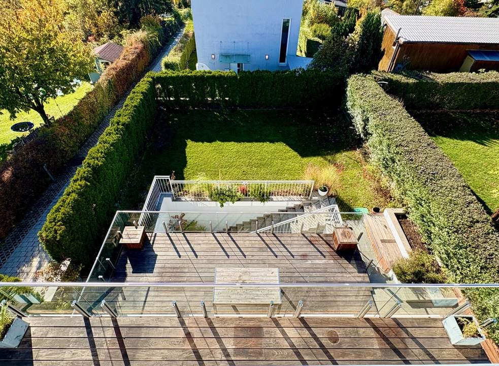 LUXUS-KLEINGARTENHAUS IM ALLEINEIGENTUM MIT WUNDERSCHÖNEM BLICK AM HACKENBERG