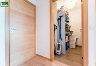 Einziehen und Wohlfühlen! Wohnung mit Hof-Balkon im hellen 4. OG nahe U3, Meiselmarkt und Schönbrunn! KLIMAANLAGE!