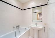 Über den Dächern Hietzings: Entzückende Dachgeschoßwohnung in ruhiger Hoflage