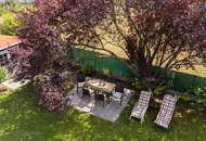 Saniertes Einfamilienhaus mit großem Garten in sehr guter Lage und ausgezeichneter Infrastruktur.