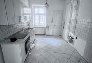 Sonnige 2-Zimmerwohnung in saniertem Altbau - super Innenstadt-Lage!