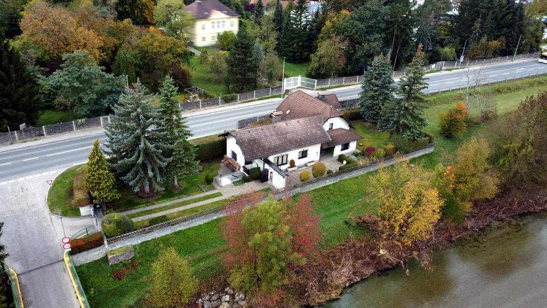 Bungalow mit großem Grund in Wilhelmsburg