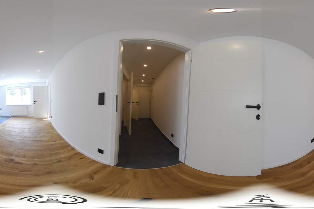 Frisch renovierte 4-Zimmer-Familienwohnung am Puchsbaumplatz